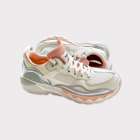 Free People x BrandBlack Nebula Chunky
Platform Sneakers - Picture 5 of 16